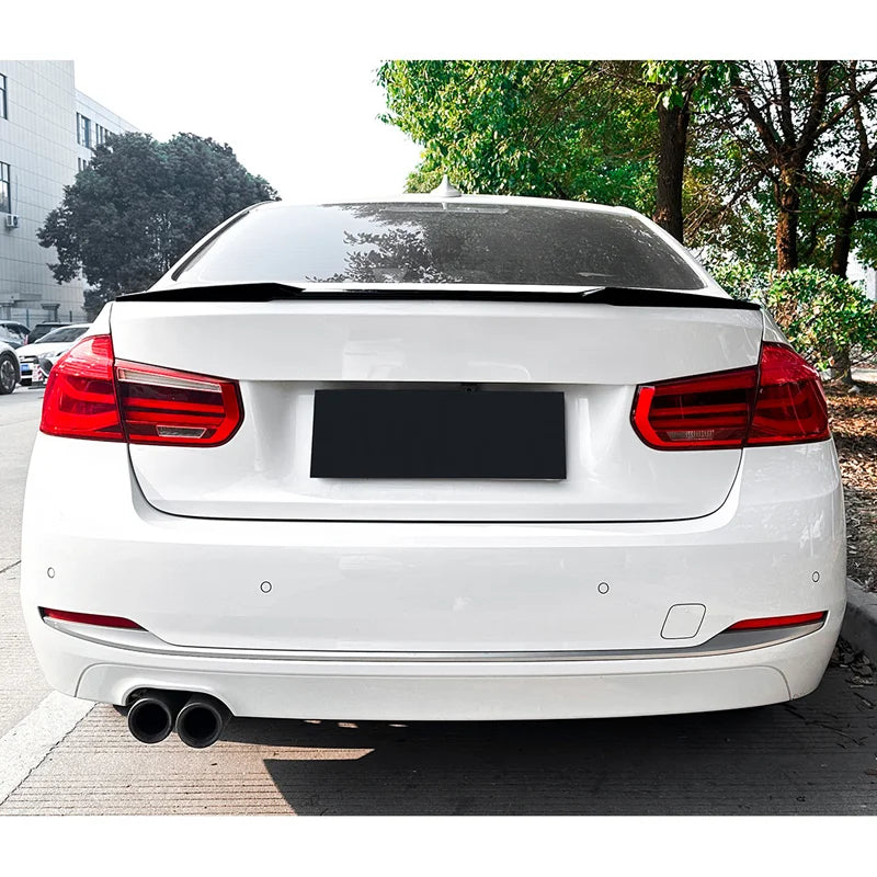 Spoiler Lip para BMW Serie 3 F30 Sedan 2012-2019 Preto brilhante AutoStyle